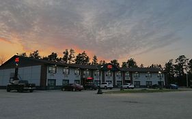 Hwy 17 Hotel  3*