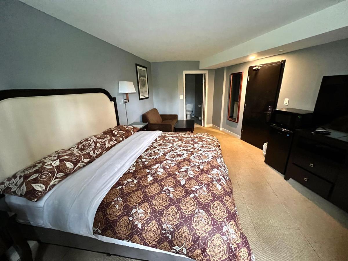 Hwy 17 Hotel Wawa Extérieur photo