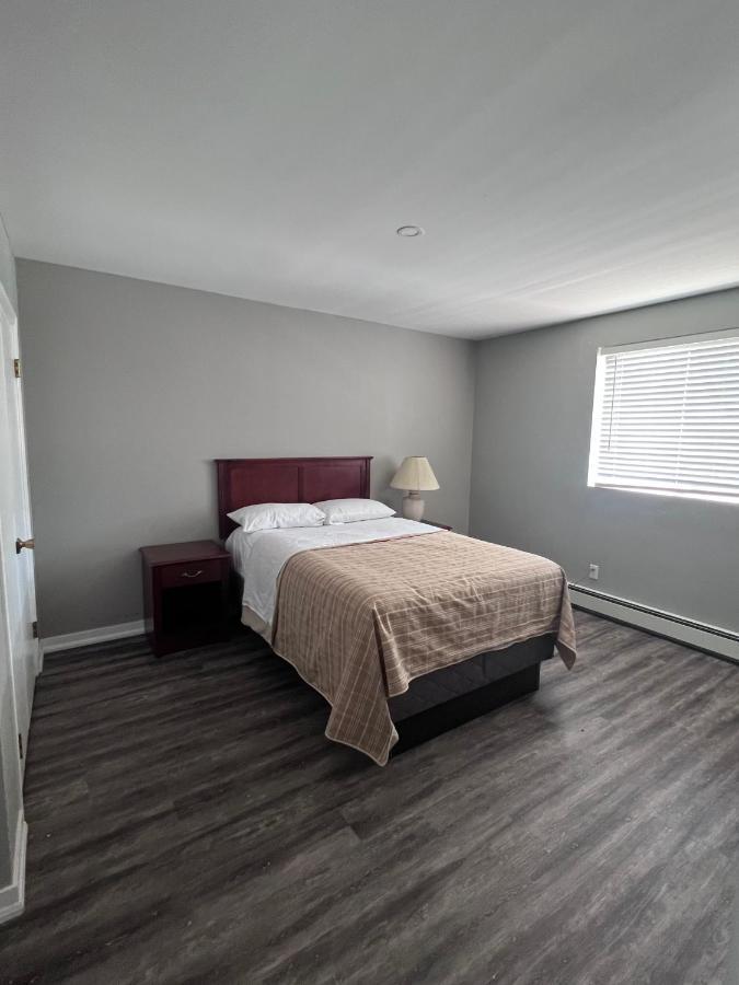 Hwy 17 Hotel Wawa Extérieur photo